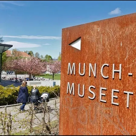 ***upscale***city Center* * Oslo